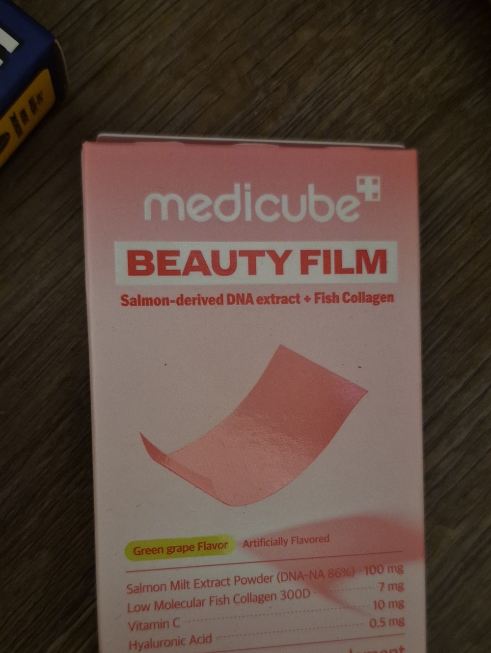 Beauty Film Salmon-Derived DNA + Fish Collagen - Medicube